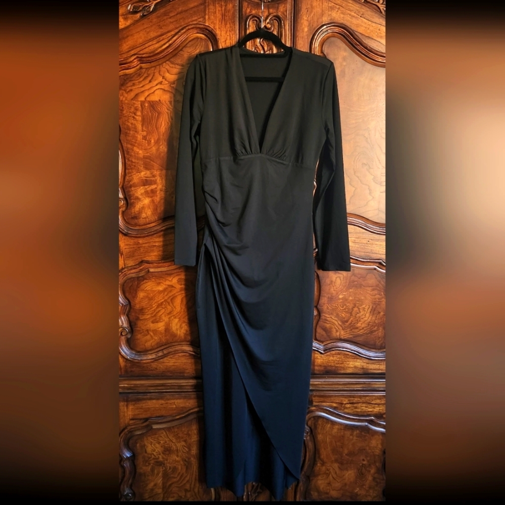 NWOT Scacto Black Asymmetrical Ruched Long Sleeve Dress